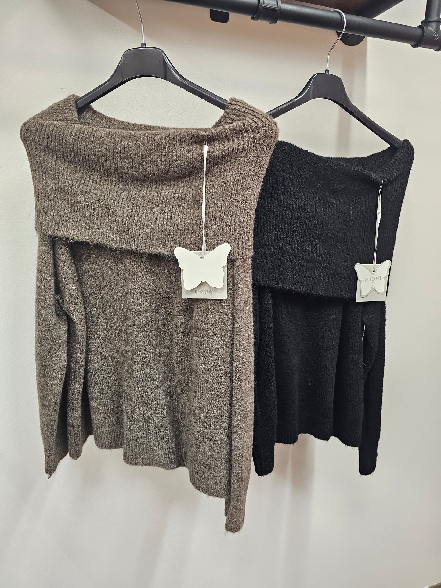 Pullover Off Shoulder versch. Farben