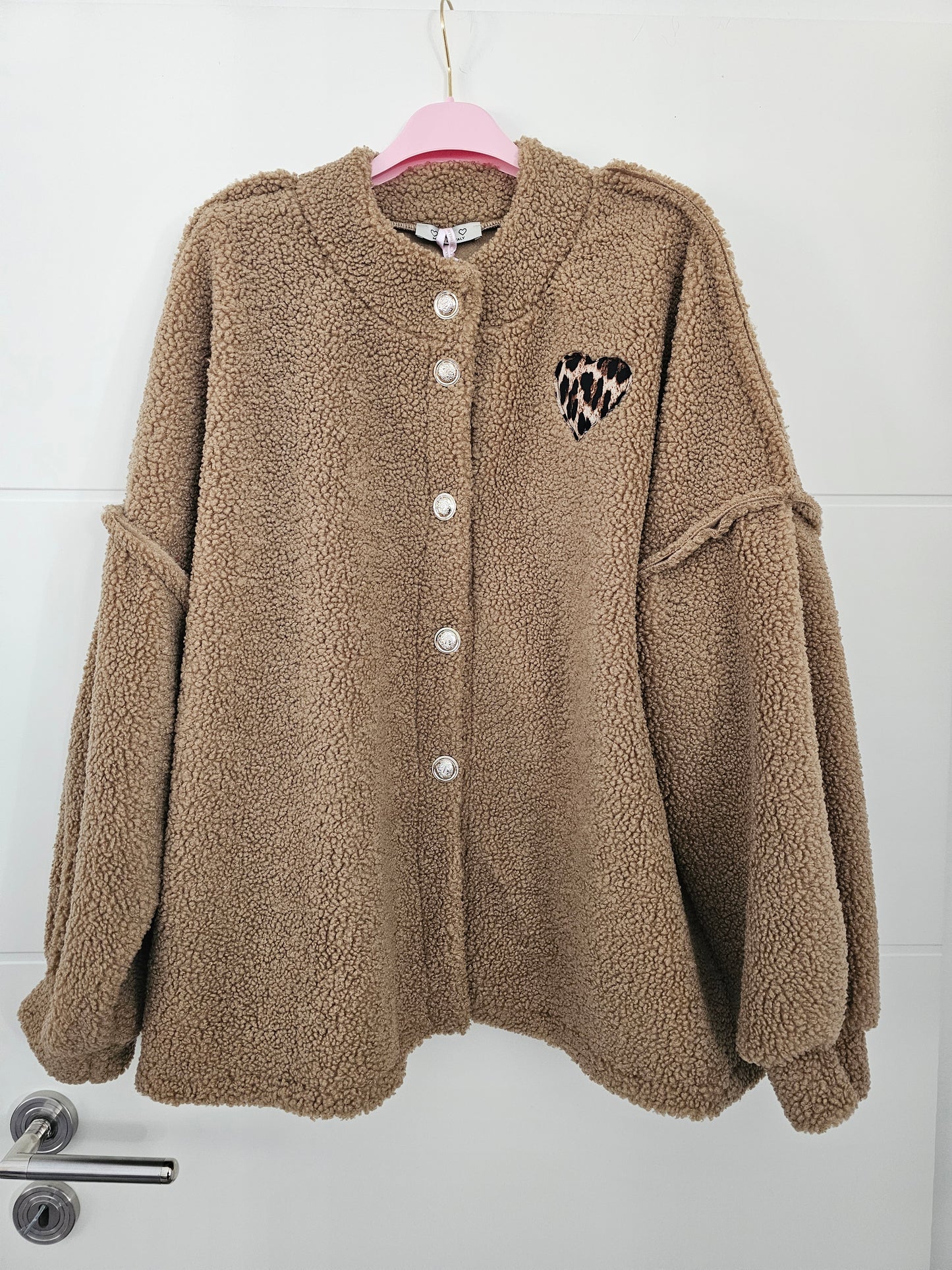 Lockere Teddy Jacke Leo Love camel