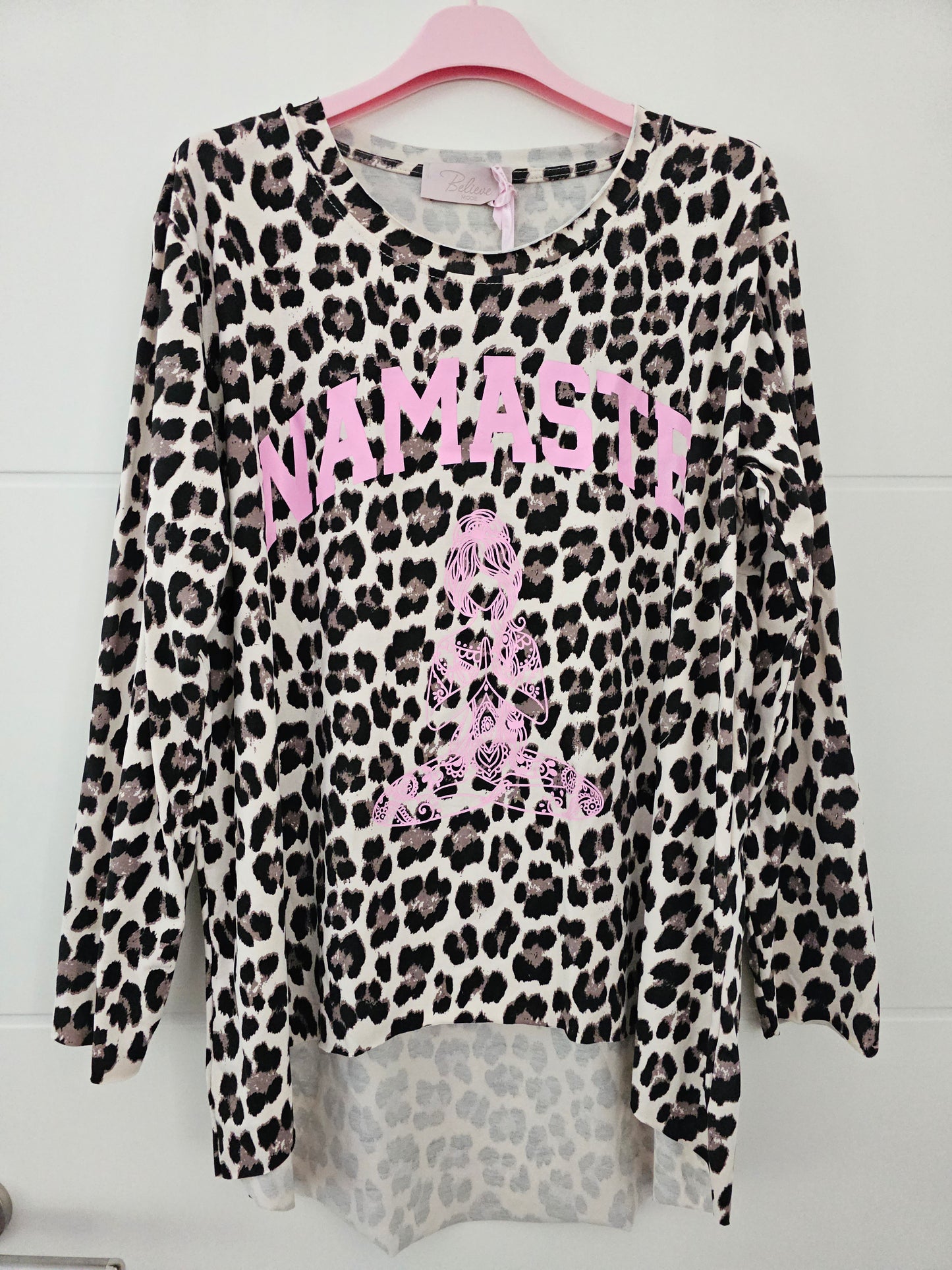 Namaste Oberteil Leo