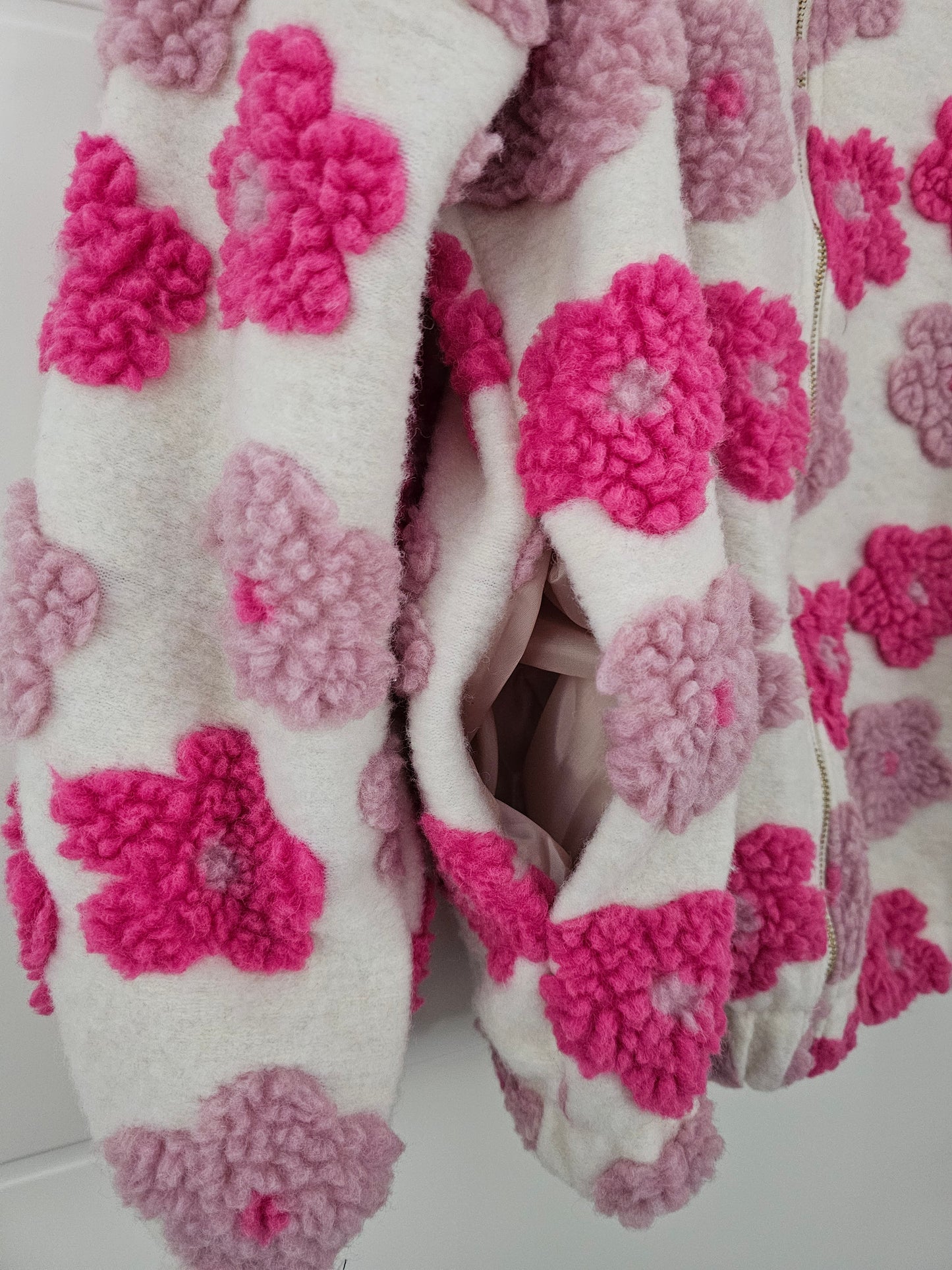 Teddy Jacke Blumi