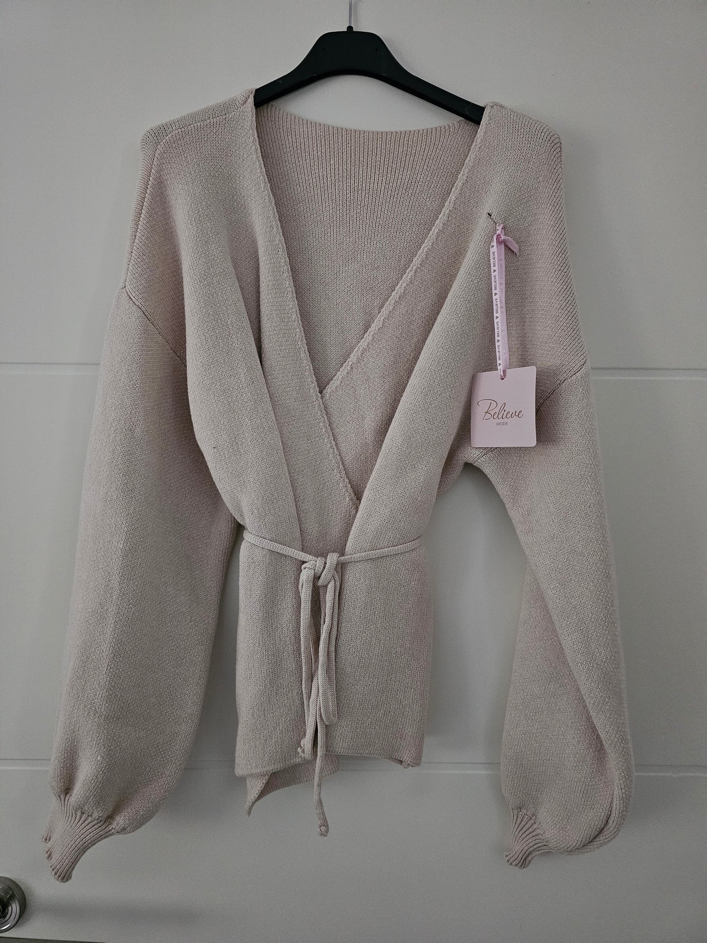 Wickel-Cardigan Beige