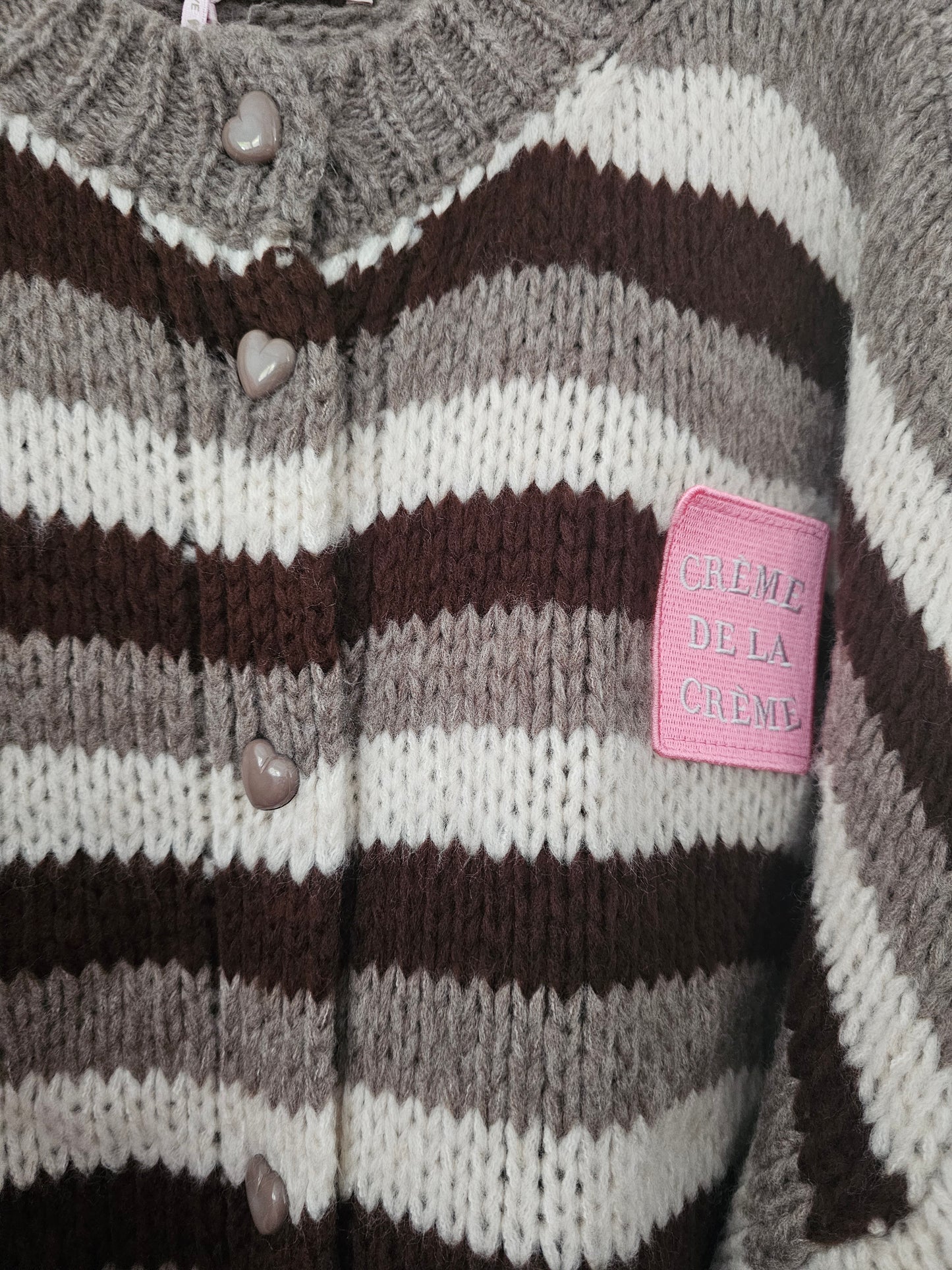 Cardigan mit Herz-Knöpfen versch. Farben