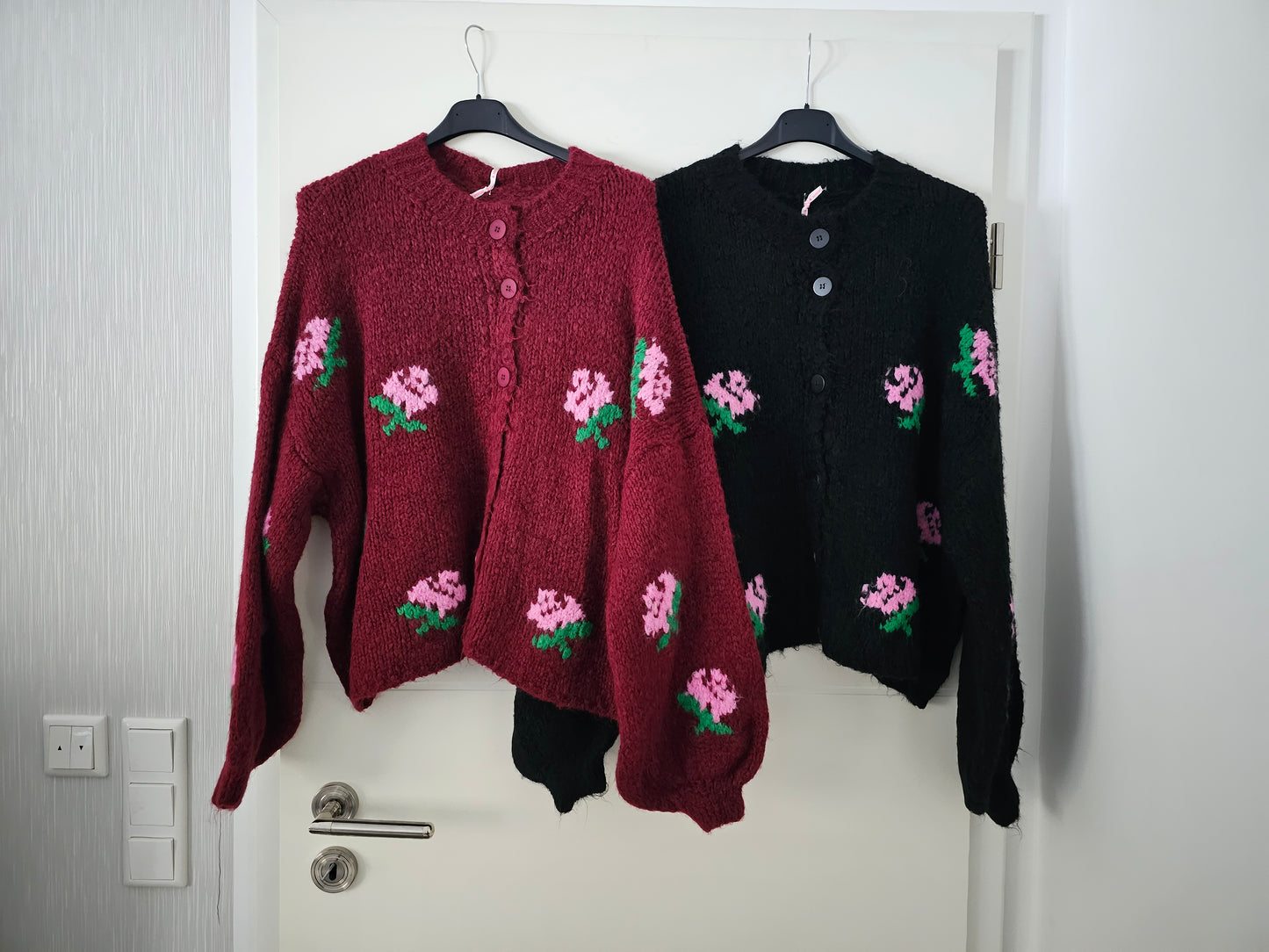 Cardigan Blumi versch. Farben