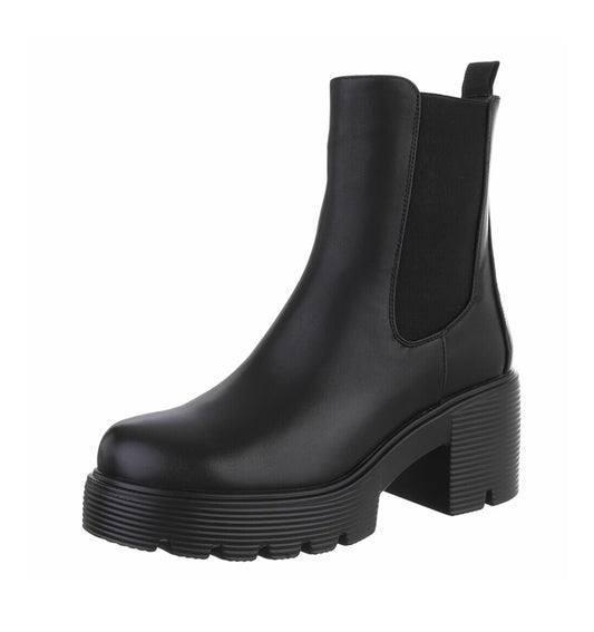 Chelsea Boots
