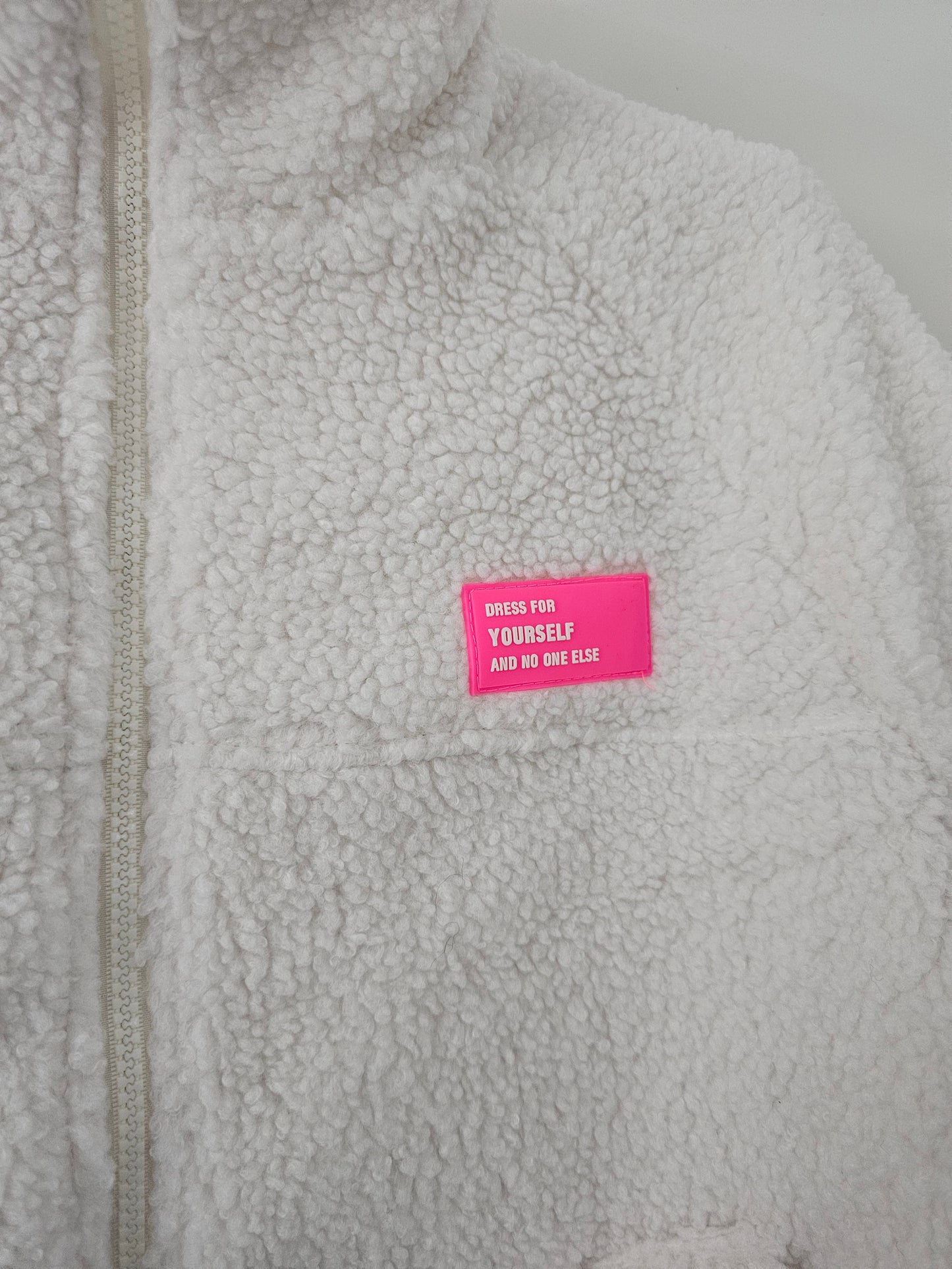 Kuschelige Teddyjacke weiß Patch&Zip