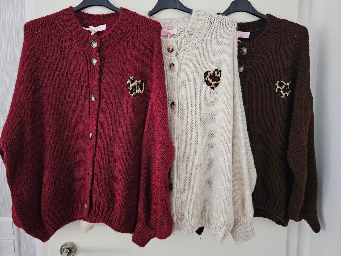 Cardigan Leo Love versch. Farben