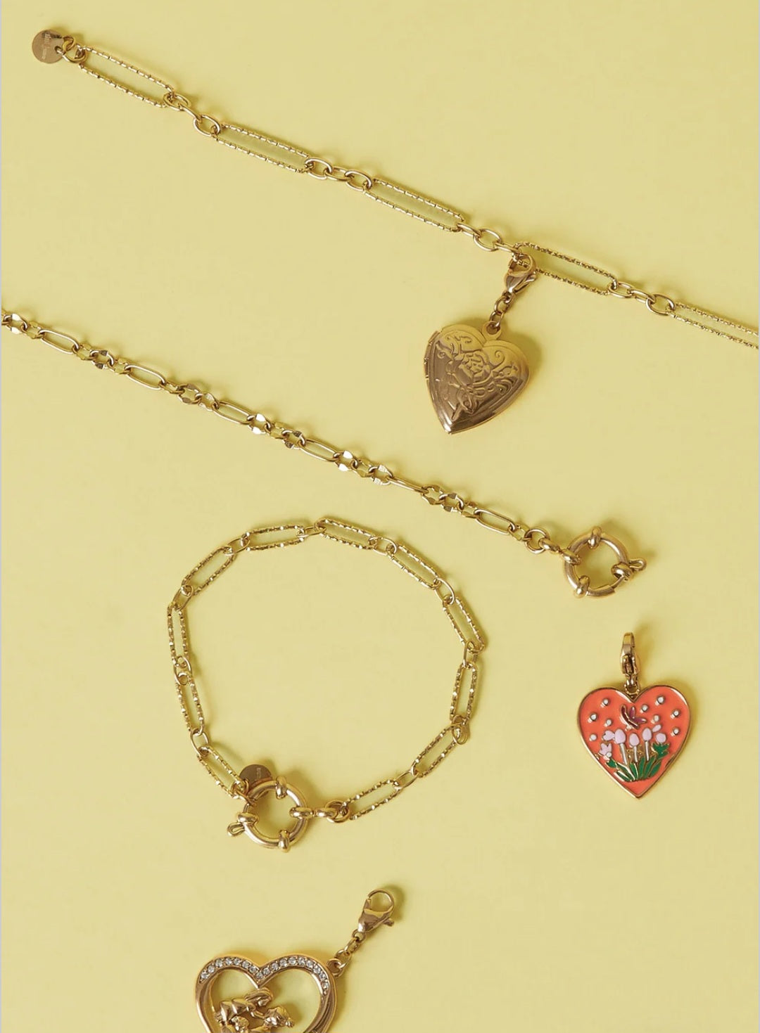 Charm Armband mit Frontverschluss und abwechselnden Gliedern