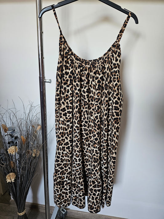 Luftiges Leo Kleid
