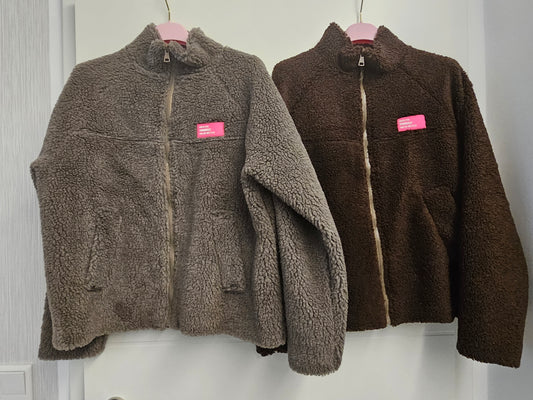 Kuschelige Teddyjacke versch. Farben Patch&Zip