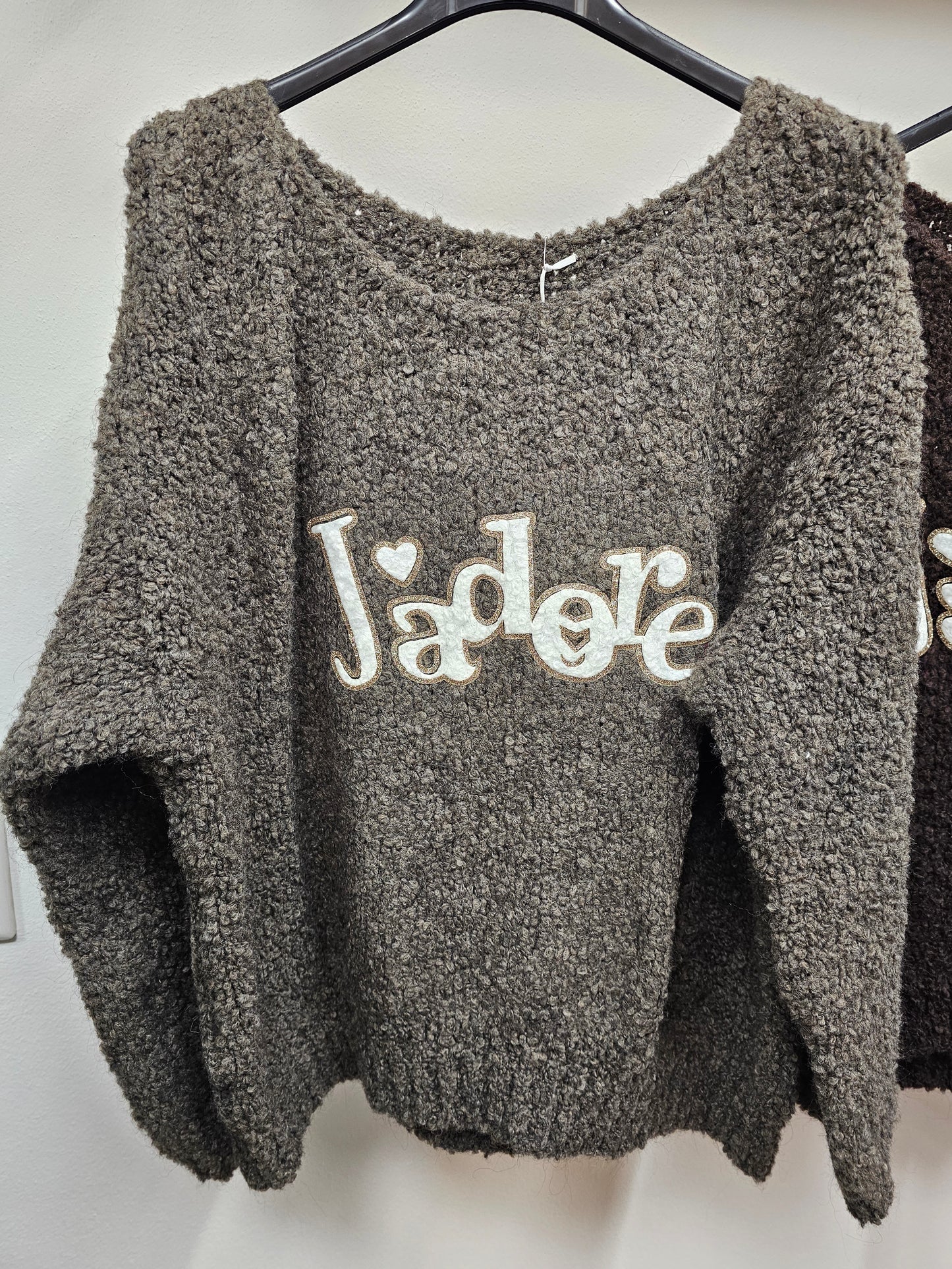Bouclé Pullover Jadore versch. Farben