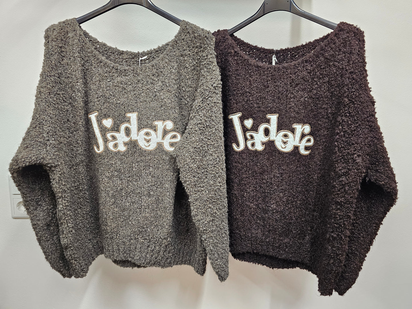 Bouclé Pullover Jadore versch. Farben