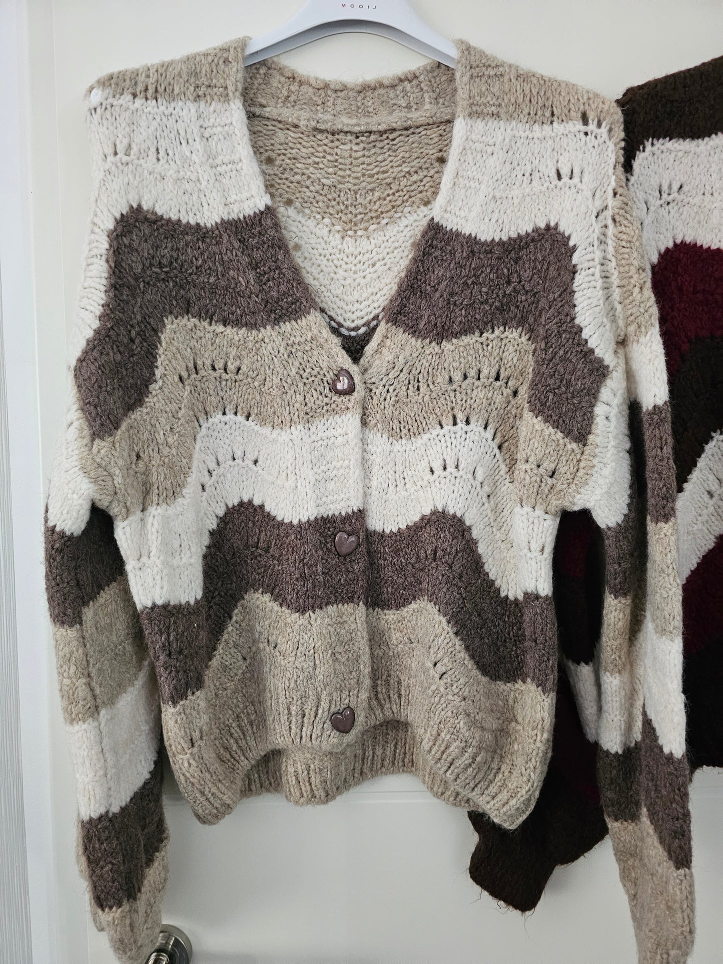 Cardigan Wave mit Herz-Knöpfen