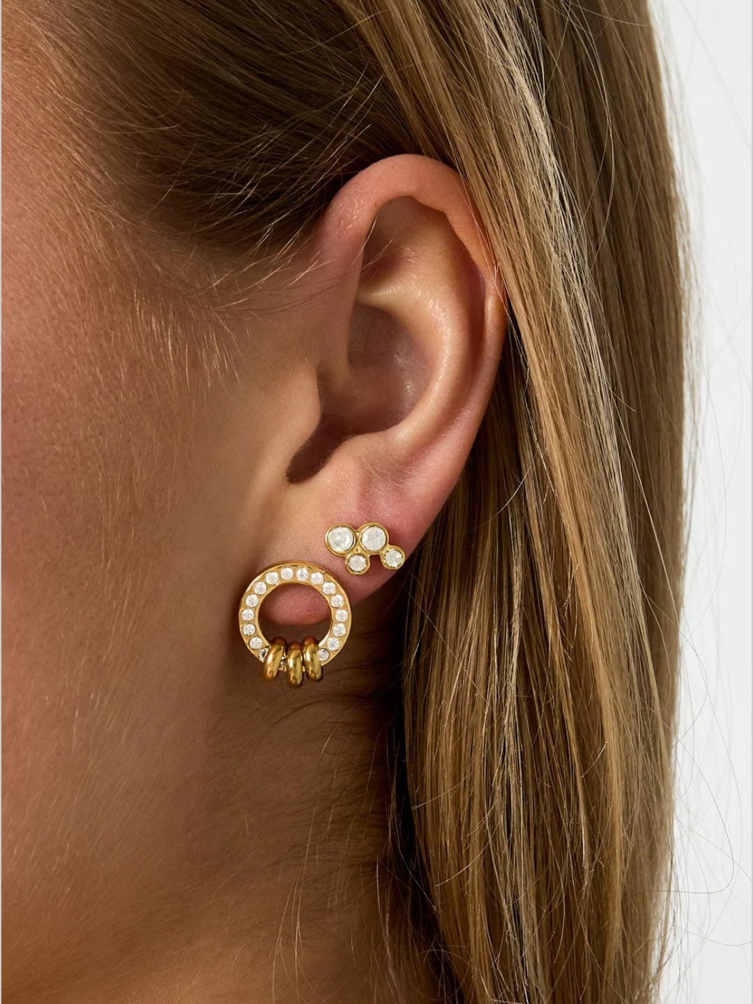 Ohrstecker mit eleganten Ringen