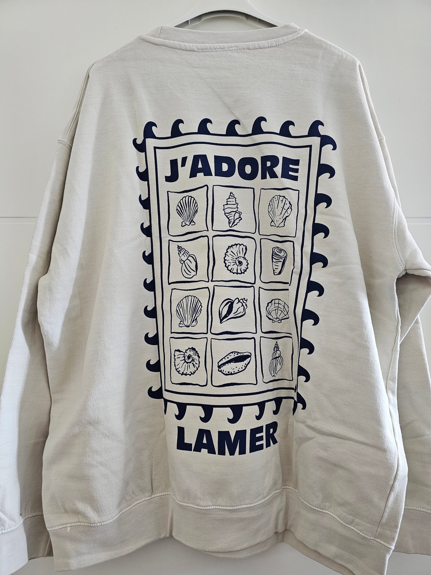 Sweatshirt J´adore mit Muschelprint Creme/Marineblau